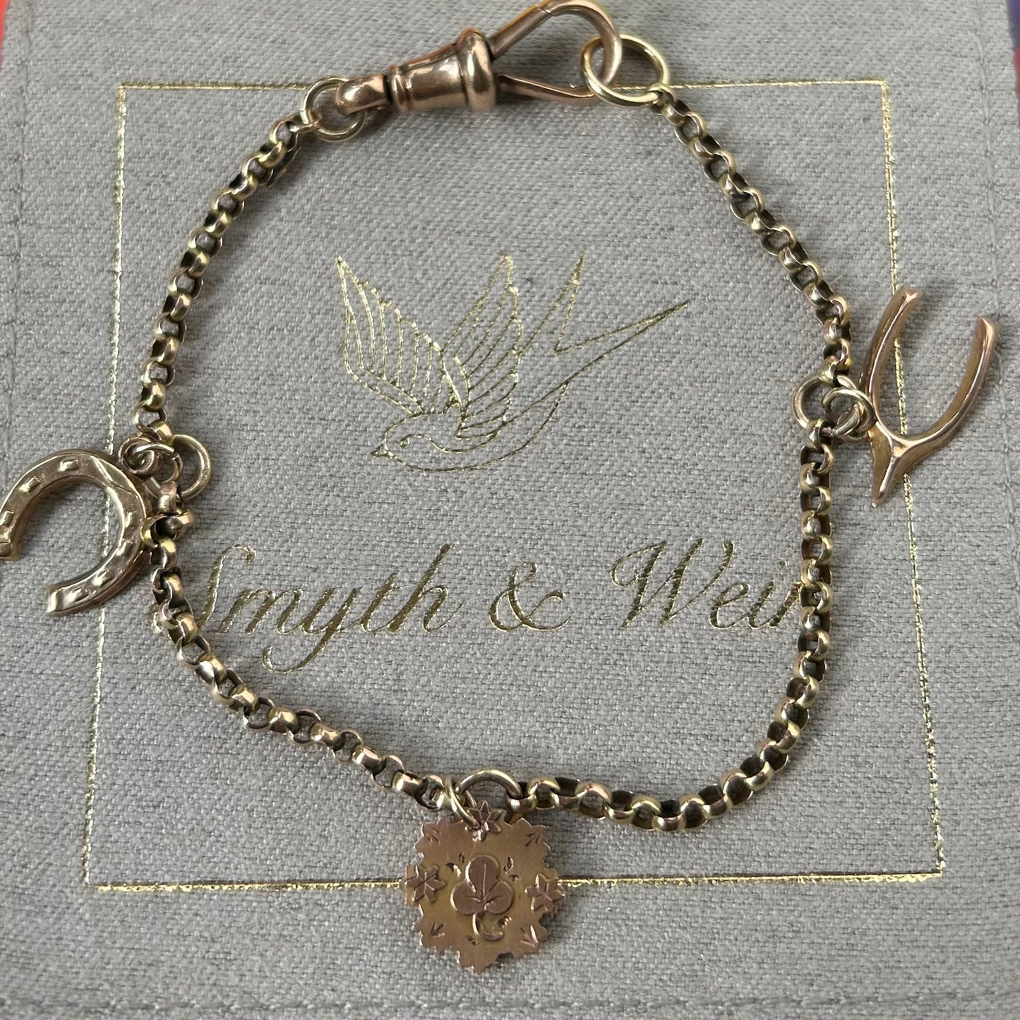 Irish lucky charm Bracelet