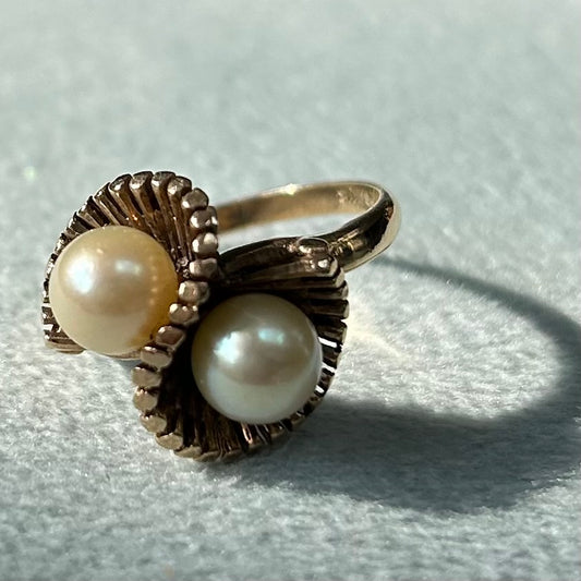Vintage Pearl Statement ring