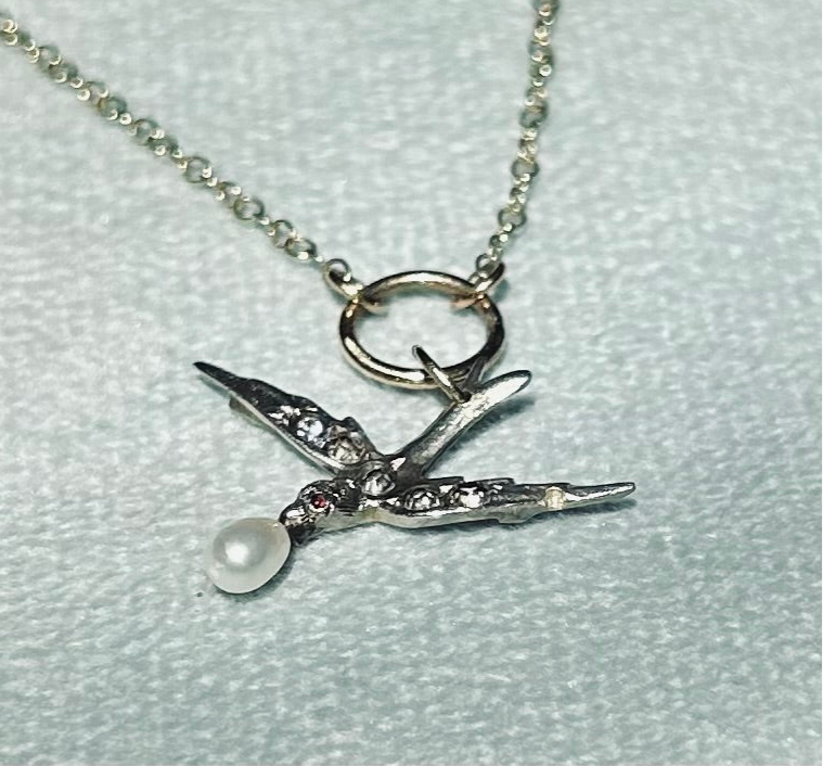Victorian fine silver Swallow with paste stones and freshwater pearl necklace
