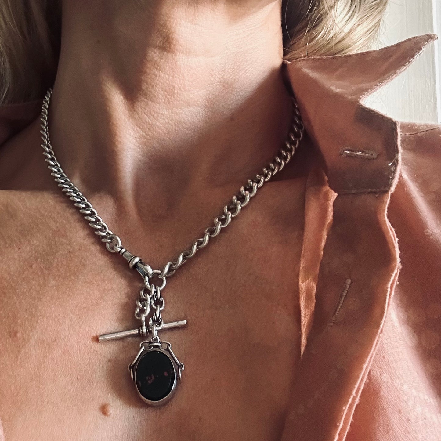 Antique unisex carnelian and bloodstone spinner Necklace