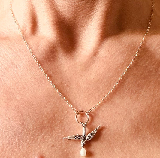 Victorian fine silver Swallow with paste stones and freshwater pearl necklace