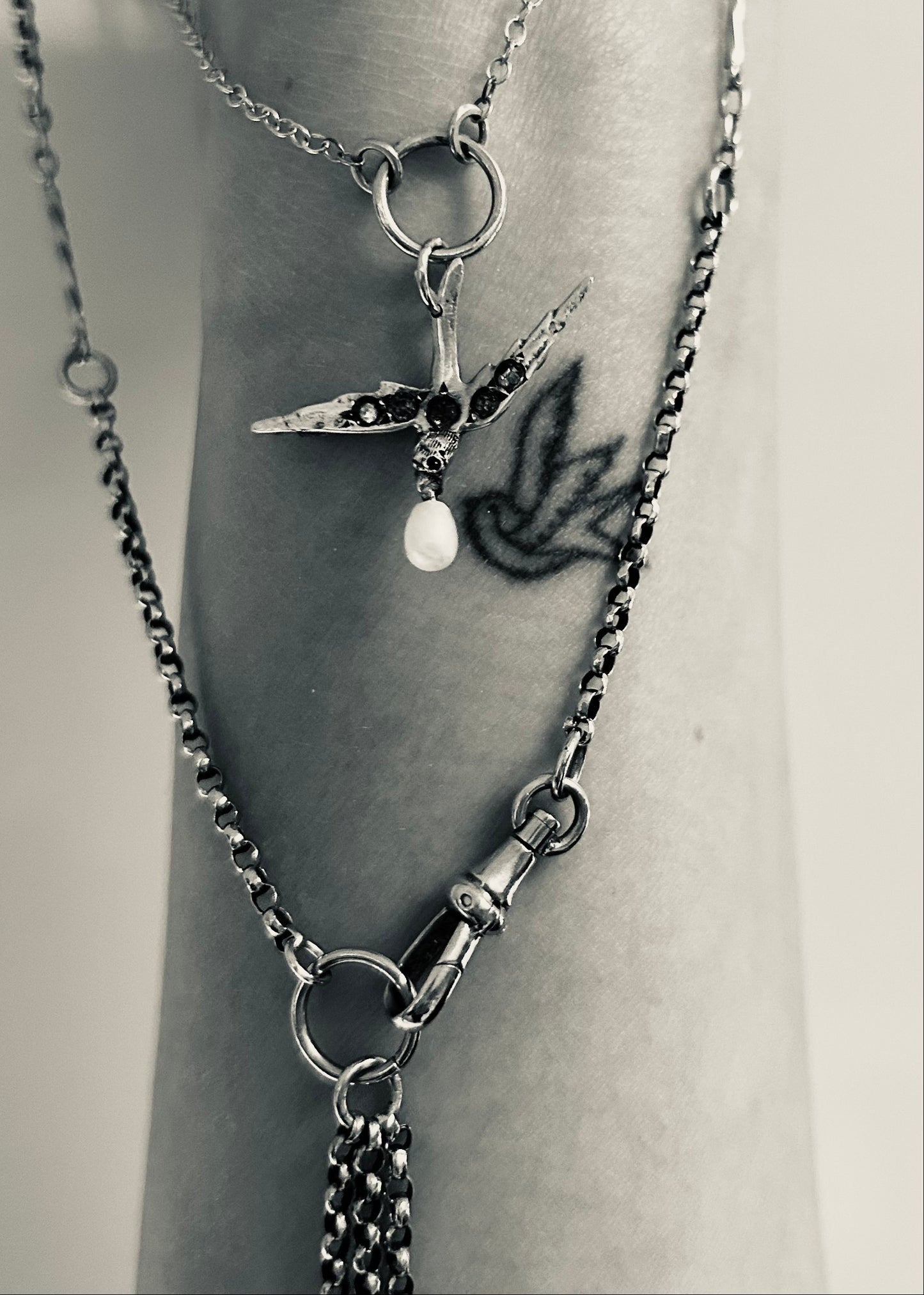 Victorian fine silver Swallow with paste stones and freshwater pearl necklace